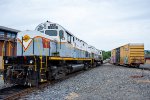 DL 405 and another ALCo move through Bridge 60 